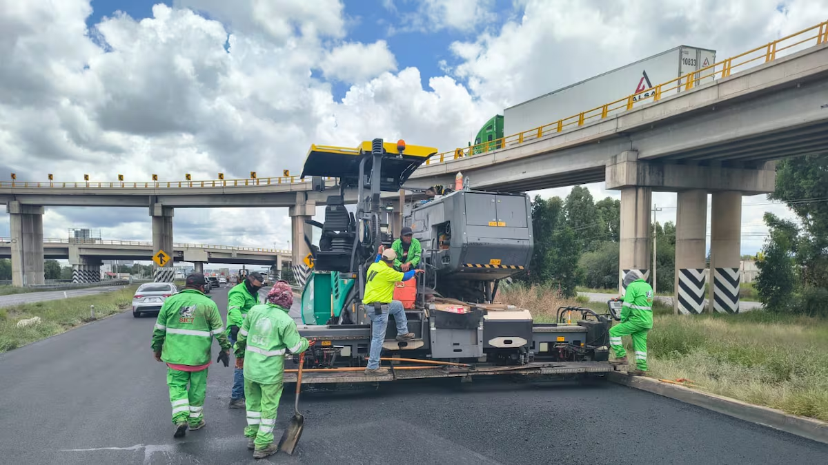 Repararán 15 socavones en la carretera 57 entre San Juan del Río y Querétaro