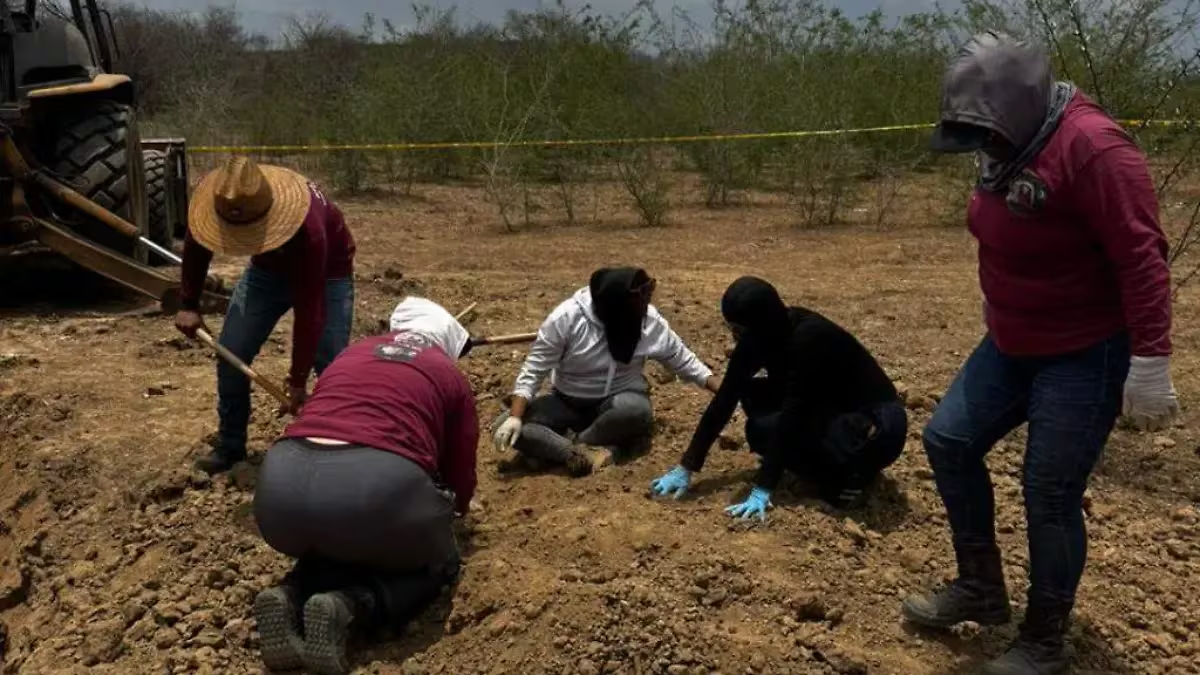 Localizan e identifican restos de dos hermanos queretanos en fosas de Concordia, Sinaloa