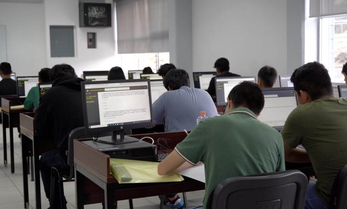 Querétaro eliminará examen de admisión para preparatorias públicas a partir del ciclo 2027-2028
